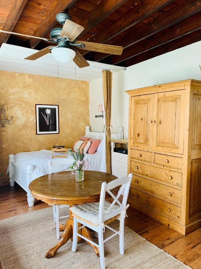 Under The Tuscan Sun Cottage In West Los Angeles Ngoại thất bức ảnh