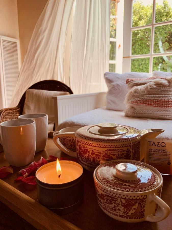 Under The Tuscan Sun Cottage In West Los Angeles Ngoại thất bức ảnh