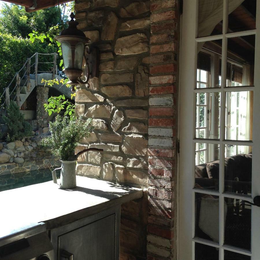 Under The Tuscan Sun Cottage In West Los Angeles Ngoại thất bức ảnh